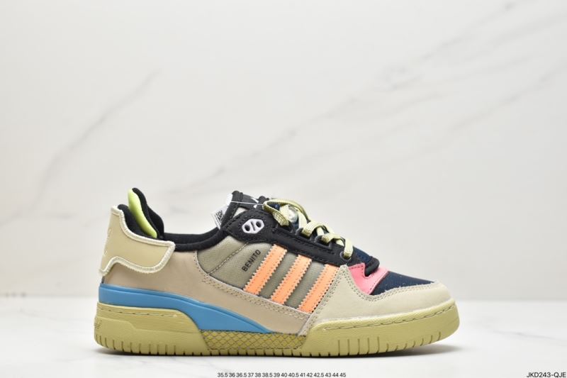 Adidas Sneakers